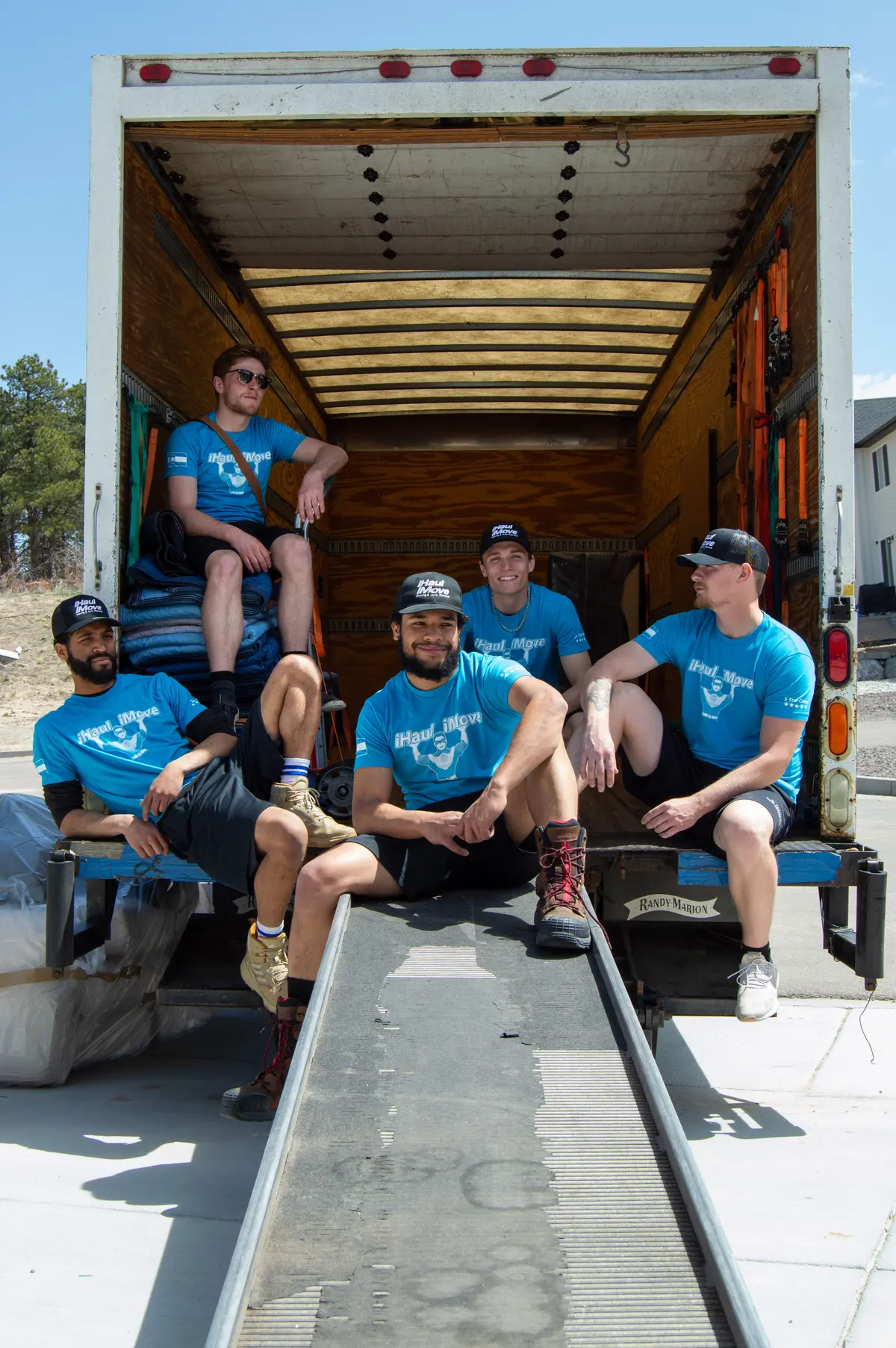 iHaul iMove team on moving truck